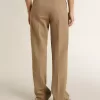 Damenhose aus sandfarbenem Leinenmix mit Fischgrätenmuster