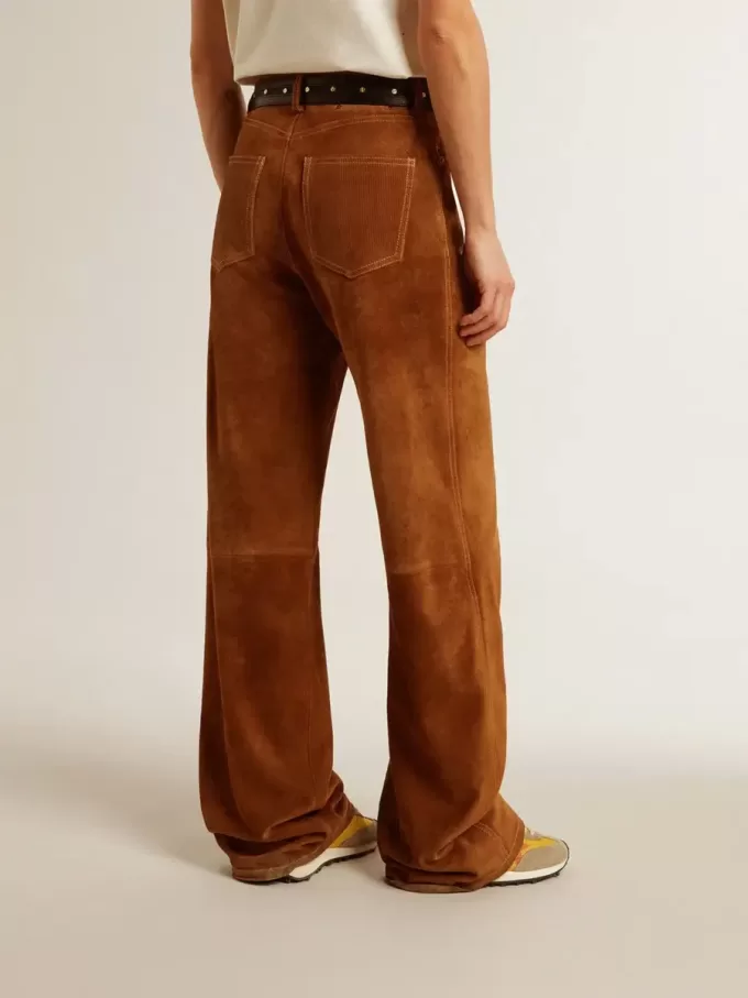 Damenhose aus tabakfarbenem Spaltleder