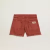 Damenshorts aus ziegelrotem Denim mit goldener Mediterraneo-Stickerei