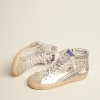 Damenslipper mit laminiertem Obermaterial aus Leder und silbernem Glitzer