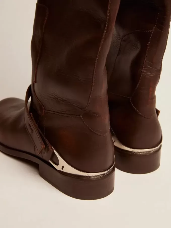 Damenstiefel Charlie aus dunkelbraunem Leder mit Klammer am Absatz Damenstiefel Charlie aus dunkelbraunem Leder mit Klammer am Absatz