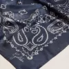 Denimblauer Schal aus der Golden Collection mit Paisley-Muster