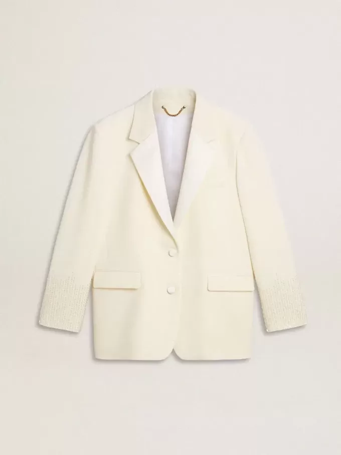 Einreihige Oversize-Jacke in Weiß mit Seideneffekt und Stickerei Einreihige Oversize-Jacke in Weiß mit Seideneffekt und Stickerei