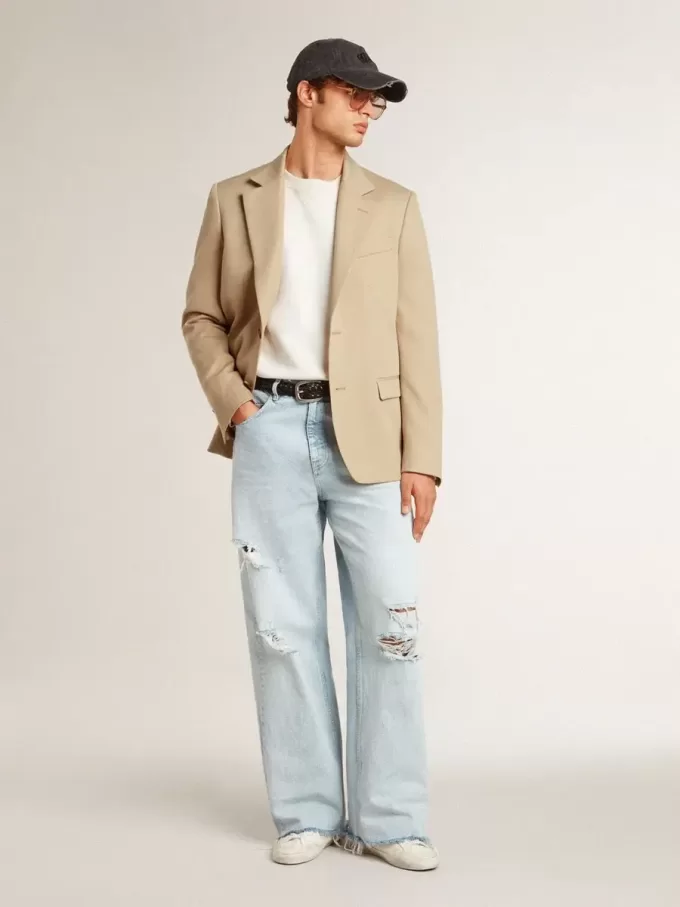 Einreihiger Blazer in Sandfarbe mit Hornknöpfen Einreihiger Blazer in Sandfarbe mit Hornknöpfen