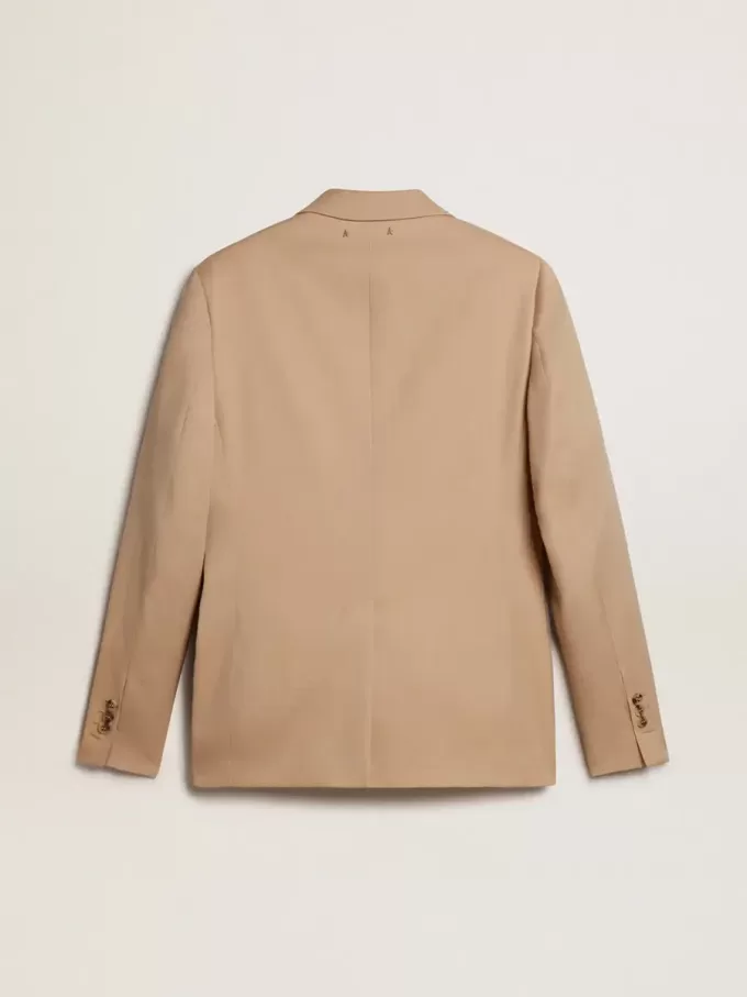 Einreihiger Blazer in Sandfarbe mit Hornknöpfen Einreihiger Blazer in Sandfarbe mit Hornknöpfen