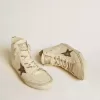 Francy Penstar aus Nappaleder mit schwarzem Wildlederstern und Fersenlasche aus Baumwolle Francy Penstar aus Nappaleder mit schwarzem Wildlederstern und Fersenlasche aus Baumwolle