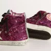 Francy Sneakers mit Pailletten und handgeschriebenem Schriftzug auf der Außensohle