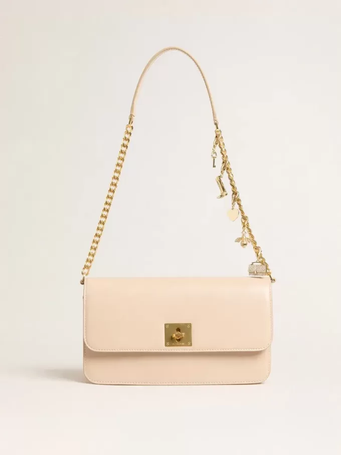 Gioia Tasche aus hellrosa Leder mit Golddetails Gioia Tasche aus hellrosa Leder mit Golddetails