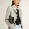 Gioia-Tasche aus schwarzem Glanzleder mit Metalldetails