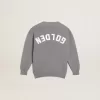 Graue Baumwollstrickjacke mit Logo auf der Rückseite Graue Baumwollstrickjacke mit Logo auf der Rückseite