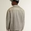 Graue Herren-Jeansjacke mit Nieten Graue Herren-Jeansjacke mit Nieten