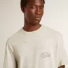 Graues Herren-T-Shirt mit schwarzem Schriftzug Graues Herren-T-Shirt mit schwarzem Schriftzug