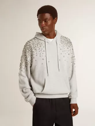 Graues Kapuzensweatshirt mit Kristallverzierung