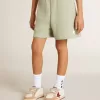 Hellgrüne Shorts mit weißem Stern Hellgrüne Shorts mit weißem Stern