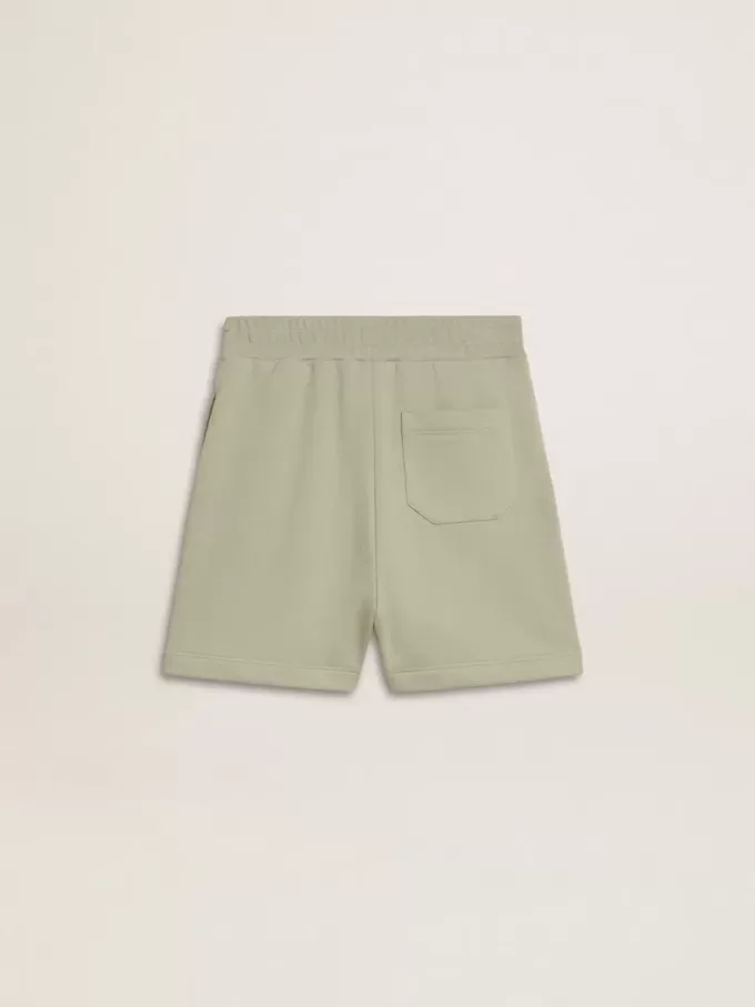 Hellgrüne Shorts mit weißem Stern Hellgrüne Shorts mit weißem Stern