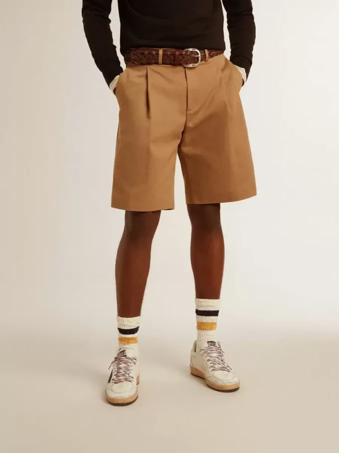 Herren-Bermudashorts aus beiger Baumwolle Herren-Bermudashorts aus beiger Baumwolle