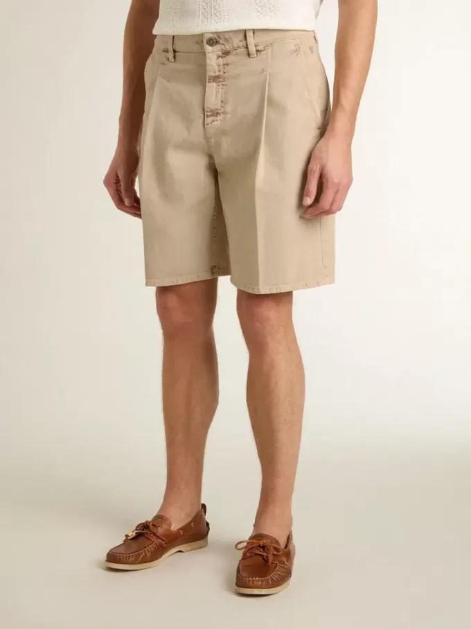 Herren-Bermudashorts aus beigem Denim mit Used-Look-Finish