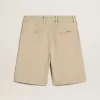 Herren-Bermudashorts aus beigem Denim mit Used-Look-Finish