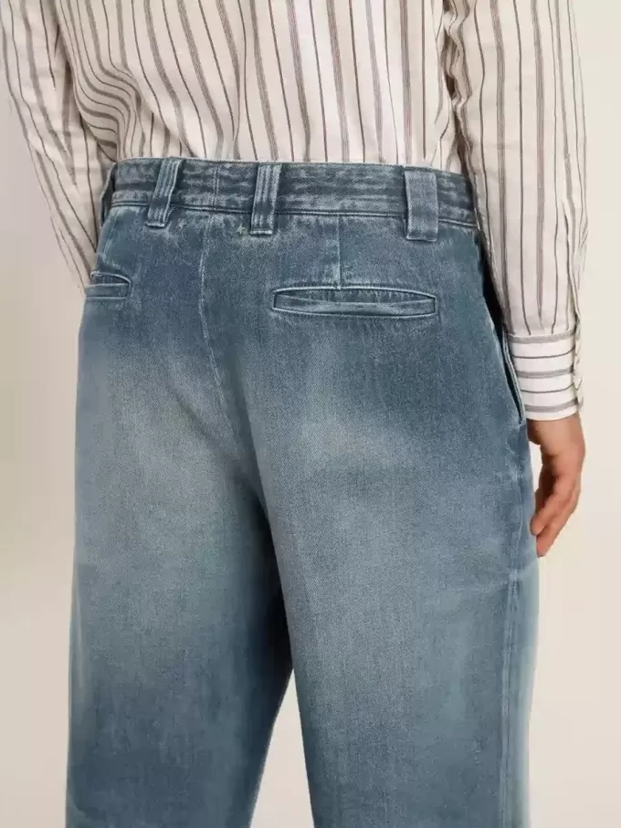 Herren-Chinos aus Denim mit Used-Details