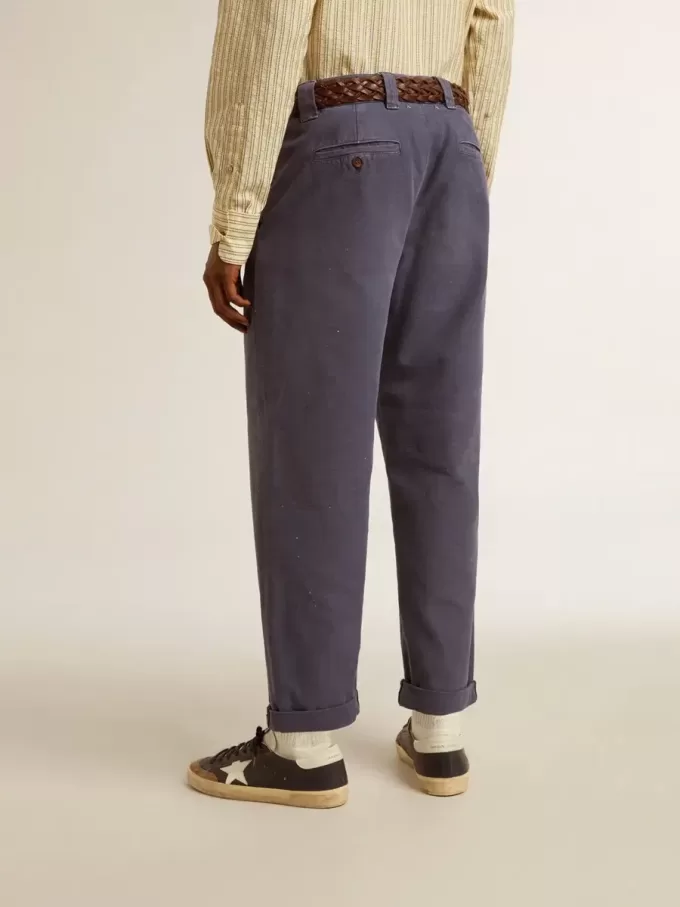 Herren-Chinos in Blau mit Used-Look