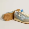 Herren-Marathon mit hellblauem Nylon-Obermaterial und pastellblauem Stern Herren-Marathon mit hellblauem Nylon-Obermaterial und pastellblauem Stern