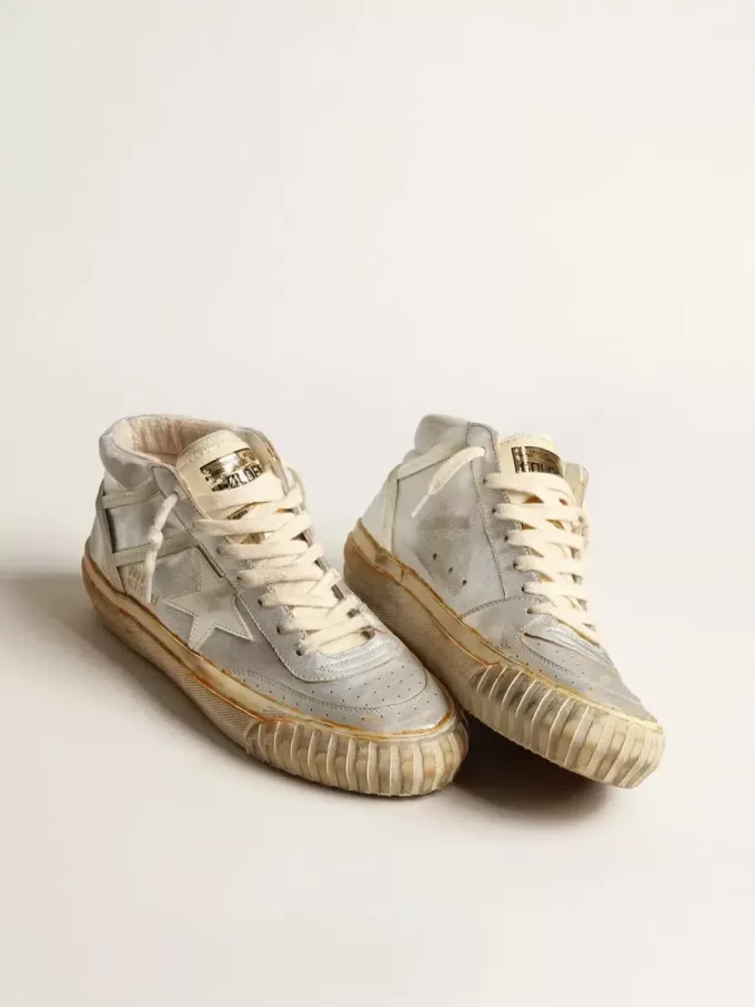 Herren-Mid Star aus silbermetallischem Leder mit elfenbeinfarbenem Stern Herren-Mid Star aus silbermetallischem Leder mit elfenbeinfarbenem Stern