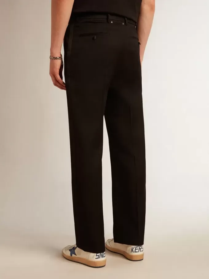 Herren-Smokinghose aus schwarzer Wollgabardine Herren-Smokinghose aus schwarzer Wollgabardine