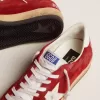 Herren-Sneaker „Ball Star” aus dunkelrotem Wildleder mit weißem Stern und Fersenlasche