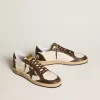 Herren-Sneaker „Ball Star” aus Nappa und Mesh mit Stern aus Wildleder und braunen Ledereinsätzen