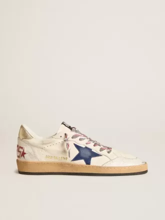 Herren-Sneaker „Ball Star” aus Nappaleder mit blauem Wildlederstern und Fersenlasche aus platinfarbenem Leder Herren-Sneaker „Ball Star” aus Nappaleder mit blauem Wildlederstern und Fersenlasche aus platinfarbenem Leder