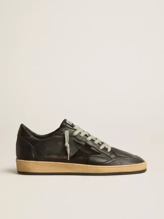 Herren-Sneaker „Ball Star” aus schwarzem Nappaleder mit Stern aus Wildleder und Fersenlasche aus Nappaleder Herren-Sneaker „Ball Star” aus schwarzem Nappaleder mit Stern aus Wildleder und Fersenlasche aus Nappaleder