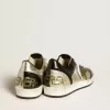 Herren-Sneaker Ball Star LAB aus silbernem Leder mit braunem Lederstern und schwarzer Fersenlasche