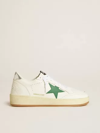 Herren-Sneaker „Ball Star” mit grünem Lederstern und metallischer Lederlasche an der Ferse Herren-Sneaker „Ball Star” mit grünem Lederstern und metallischer Lederlasche an der Ferse