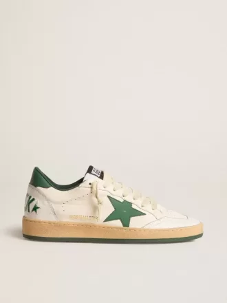 Herren-Sneaker „Ball Star Wishes” aus weißem Nappaleder mit grünem Lederstern und Fersenlasche Herren-Sneaker „Ball Star Wishes” aus weißem Nappaleder mit grünem Lederstern und Fersenlasche
