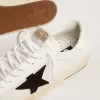 Herren-Sneaker „Stardan” aus weißem Mesh mit schwarzem Wildlederstern Herren-Sneaker „Stardan” aus weißem Mesh mit schwarzem Wildlederstern
