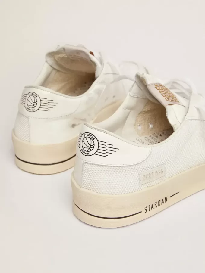 Herren-Sneaker „Stardan” aus weißem Mesh mit schwarzem Wildlederstern Herren-Sneaker „Stardan” aus weißem Mesh mit schwarzem Wildlederstern