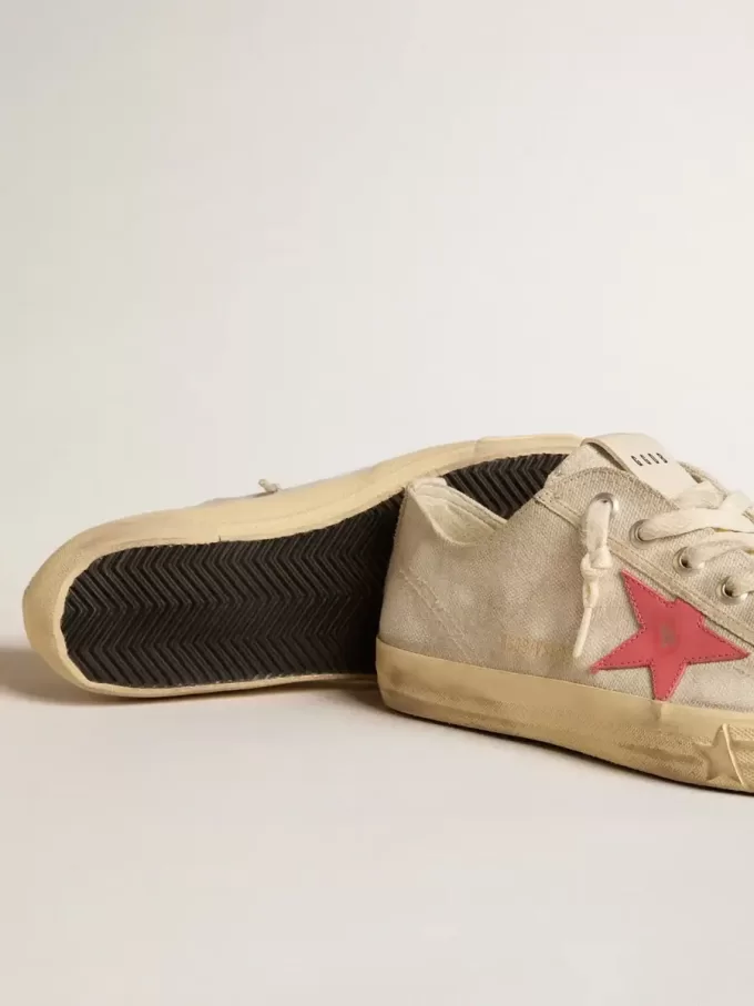 Herren-Sneaker V-Star aus hellgrauem Canvas mit rotem Lederstern