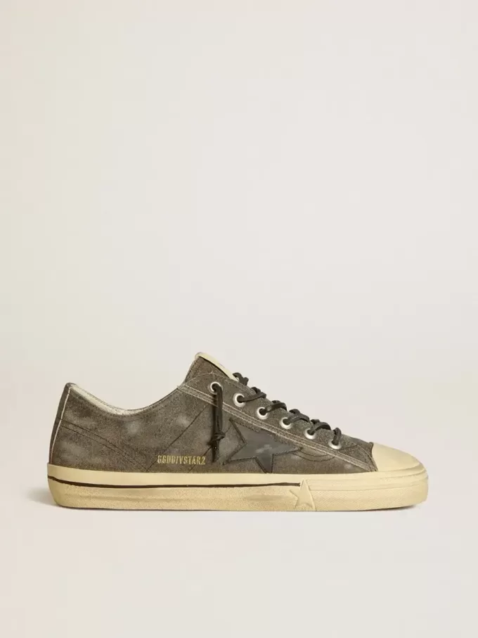 Herren-Sneaker V-Star aus schwarzem Wildleder mit schwarzem Lederstern Herren-Sneaker V-Star aus schwarzem Wildleder mit schwarzem Lederstern