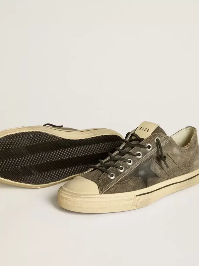 Herren-Sneaker V-Star aus schwarzem Wildleder mit schwarzem Lederstern Herren-Sneaker V-Star aus schwarzem Wildleder mit schwarzem Lederstern