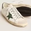 Herren-Super-Star aus weißem Leder mit grünem Stern und Fersenlasche mit Animal-Print