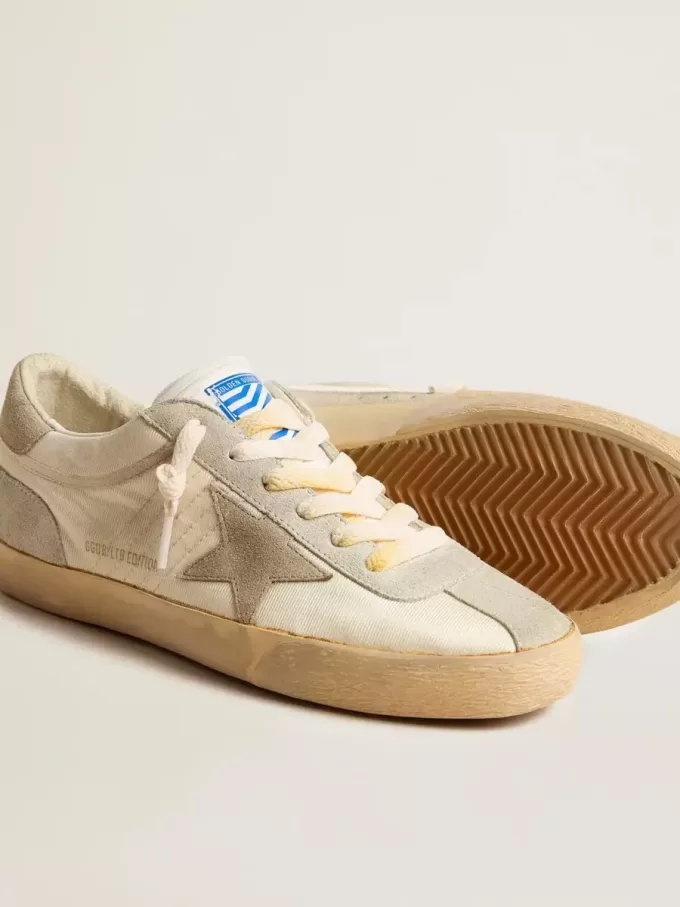 Herren-Super-Star LAB aus Nylon mit taubengrauem Stern und eisgrauen Wildledereinsätzen Herren-Super-Star LAB aus Nylon mit taubengrauem Stern und eisgrauen Wildledereinsätzen
