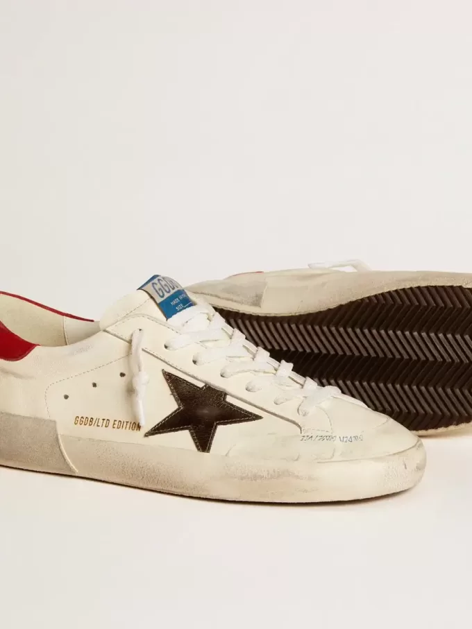 Herren-Super-Star LTD aus Nappa mit metallischem Stern und Nubuk-Fersenlasche Herren-Super-Star LTD aus Nappa mit metallischem Stern und Nubuk-Fersenlasche