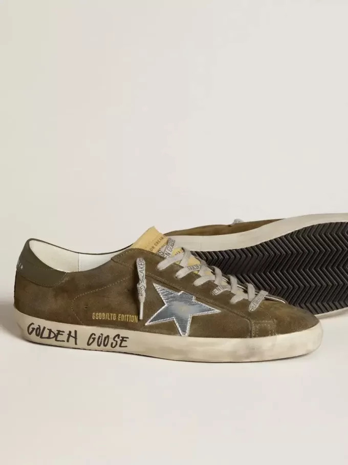 Herren-Super-Star LTD aus Wildleder mit metallischem Lederstern und Leder-Fersenlasche