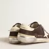 Herren-Superstar aus grauem Wildleder mit ecrufarbenem Nappa-Stern und Fersenlasche Herren-Superstar aus grauem Wildleder mit ecrufarbenem Nappa-Stern und Fersenlasche