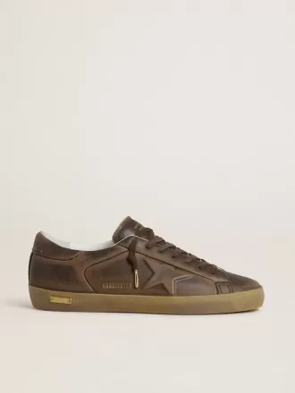 Herren-Superstar mit Stern und Fersenlasche aus braunem Leder in Used-Optik