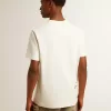 Herren-T-Shirt aus altweißer Baumwolle mit Print und Stickerei Herren-T-Shirt aus altweißer Baumwolle mit Print und Stickerei