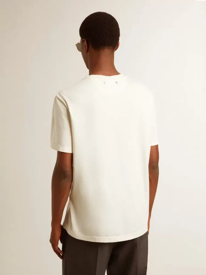 Herren-T-Shirt aus Baumwolle in Altweiß mit Aufdruck auf der Brust Herren-T-Shirt aus Baumwolle in Altweiß mit Aufdruck auf der Brust