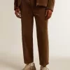 Herrenhose aus dunkelolivfarbenem Cord Herrenhose aus dunkelolivfarbenem Cord