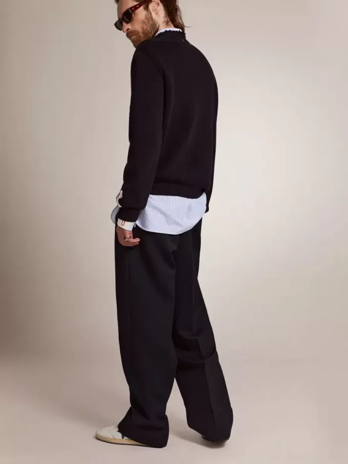 Herrenhose mit weitem Bein aus dunkelblauer Wolle