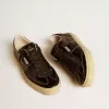 Herrenmodell Soul Star aus schwarzem Lackleder mit Fersenlasche aus schwarzem Leder Herrenmodell Soul Star aus schwarzem Lackleder mit Fersenlasche aus schwarzem Leder